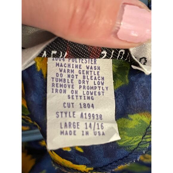 Susan Graver Short Sleeve Yellow Sunflower Print Top Size Large - Picture 6 of 6